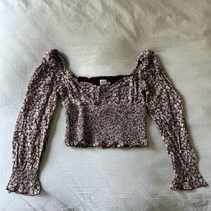 Aritzia cropped floral print long sleeve top size xs